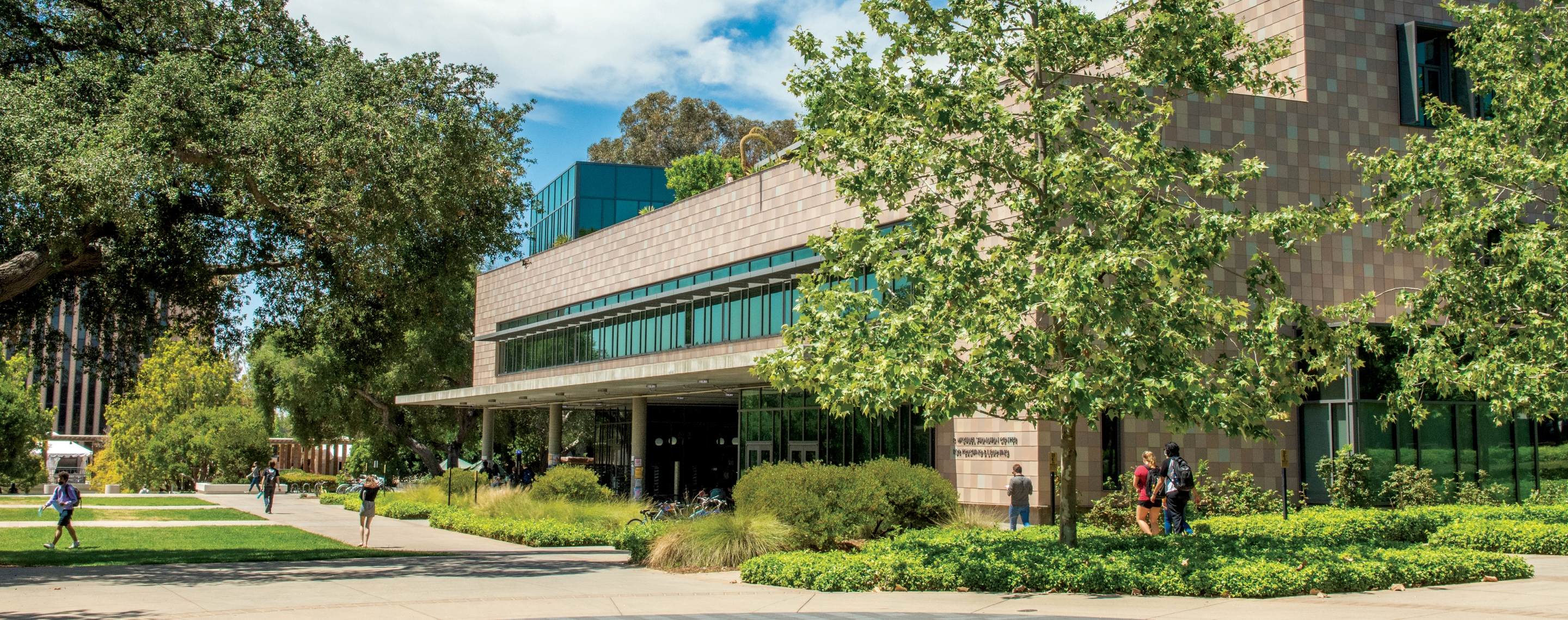 Harvey Mudd College campus: Shanahan Center